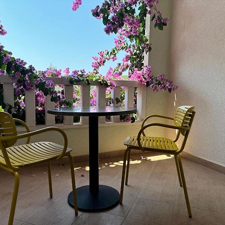 Apartments Villa Cizmic Baška Voda Dış mekan fotoğraf